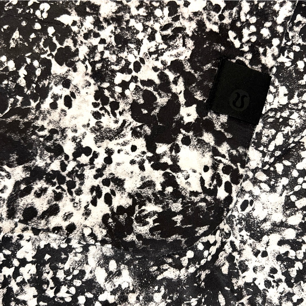 Lululemon Yoga Towel BRAND NEW